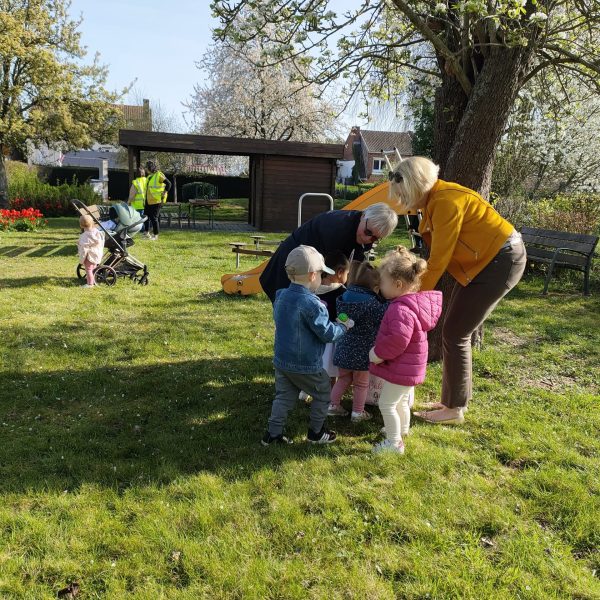 Chasse à l'œufs à la micro-crèche